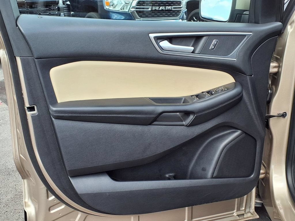Used 2021 Ford Edge SEL w/ Convenience Package FWD image 27
