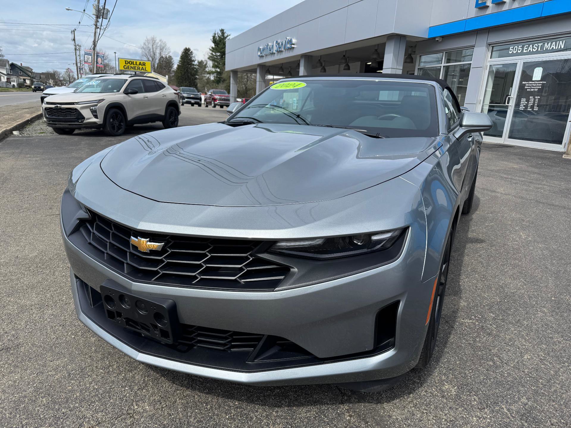 Used 2024 Chevrolet Camaro LT w/ Technology Package RWD image 17