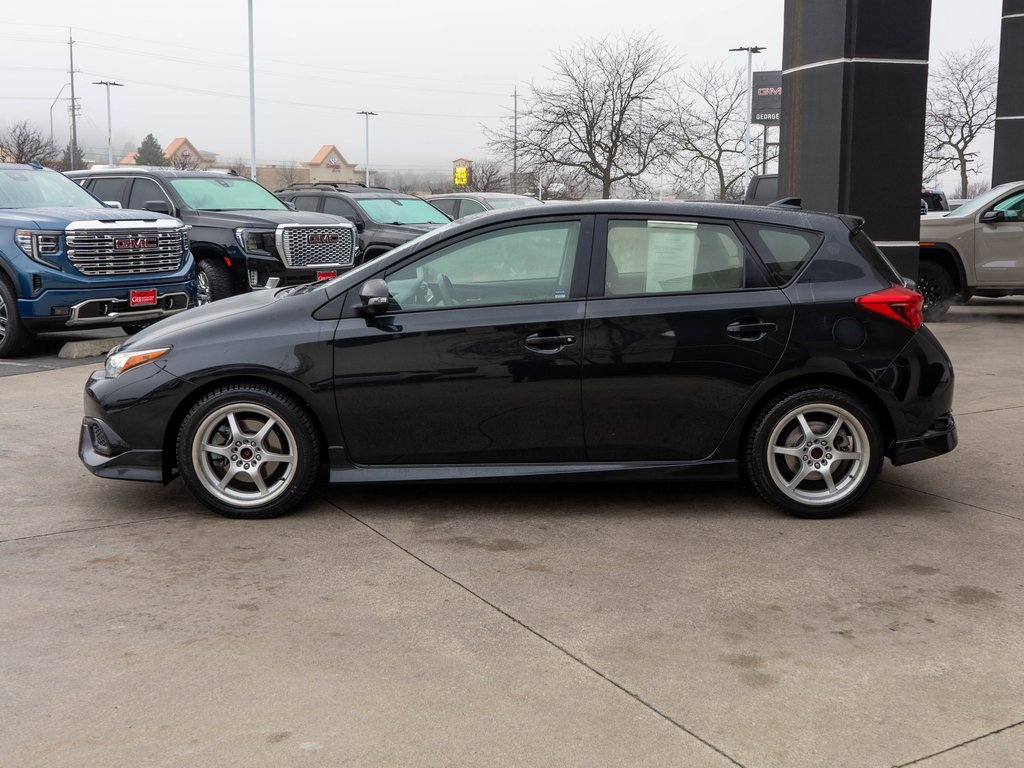 Used 2016 Scion iM Base image 4