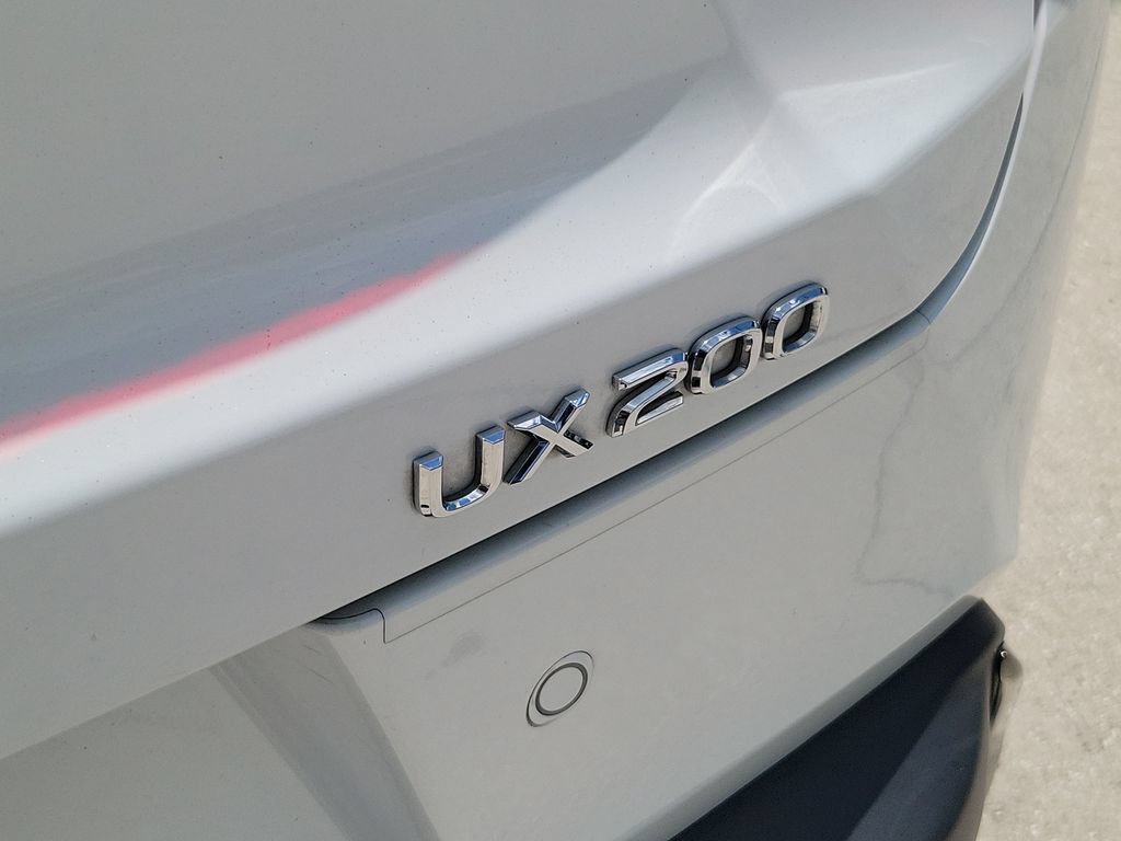 Used 2019 Lexus UX 200 F Sport w/ F Sport Premium Package FWD image 9