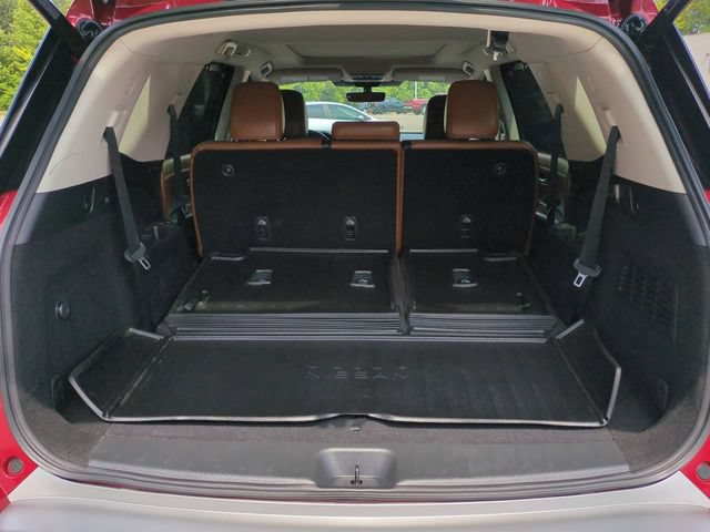 Used 2023 Nissan Pathfinder Platinum w/ Cargo Package AWD/4WD image 13