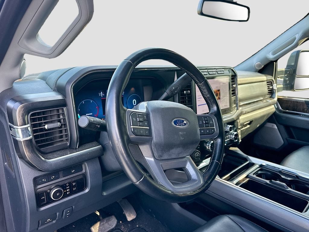 Used 2023 Ford F250 Lariat w/ Lariat Ultimate Package AWD/4WD image 9