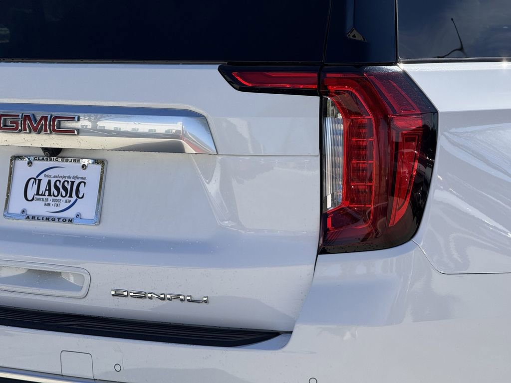 Used 2024 GMC Yukon Denali image 7