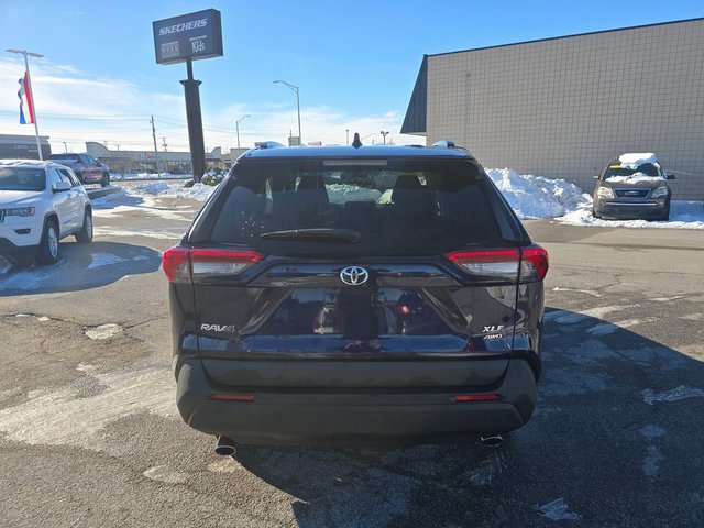 Used 2022 Toyota RAV4 XLE image 6