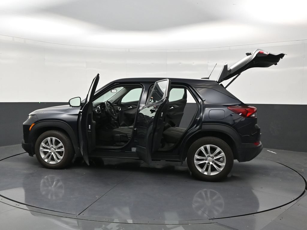 Used 2021 Chevrolet TrailBlazer LS FWD image 30