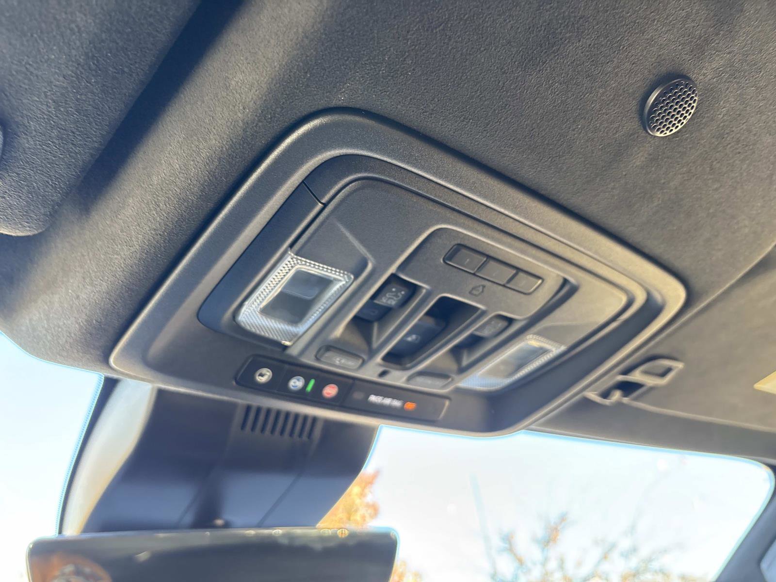 Certified 2024 GMC Sierra 2500 Denali Ultimate image 26