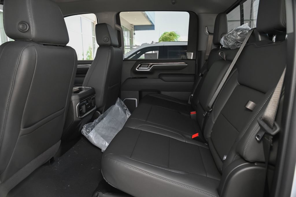 New 2026 Chevrolet Silverado 3500 LTZ w/ LTZ Premium Package image 42