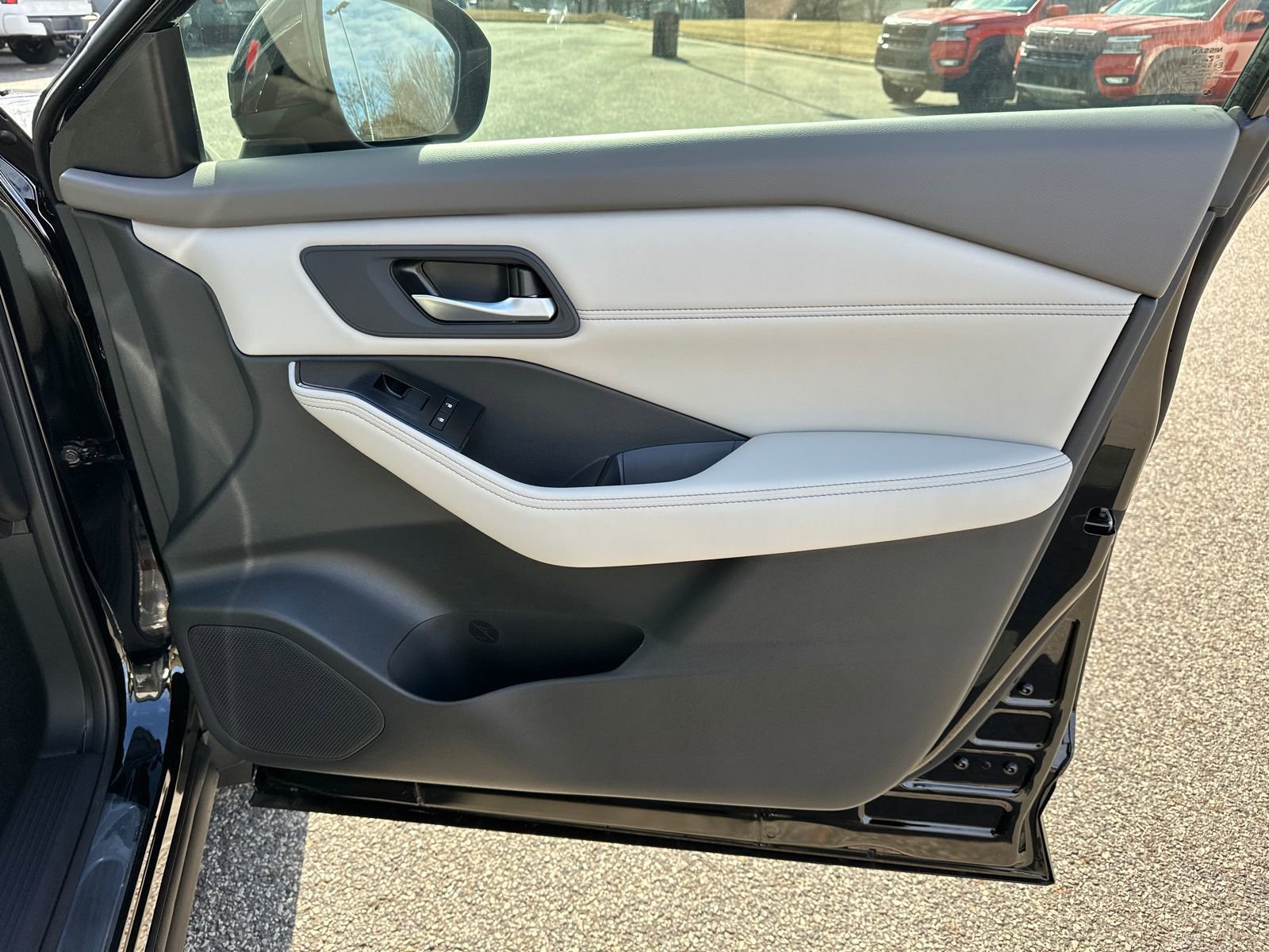 New 2026 Nissan Rogue SV image 14