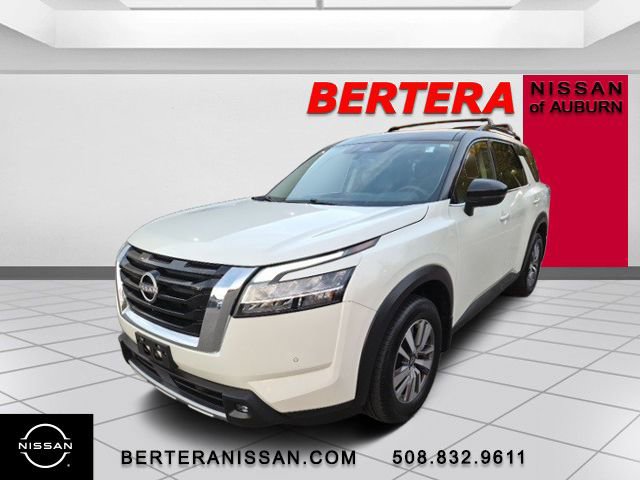 Used 2022 Nissan Pathfinder SL image 5