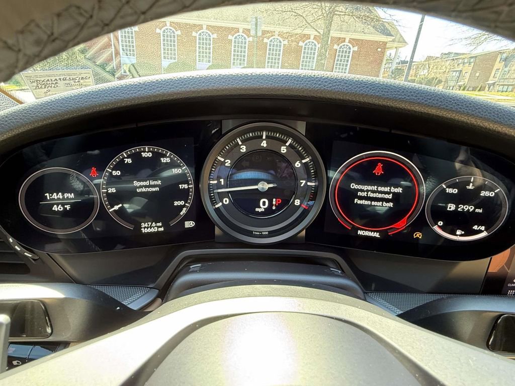 Used 2020 Porsche 911 Carrera image 32