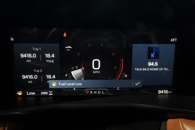 Used 2024 GMC Canyon AT4 w/ Technology Package image 18