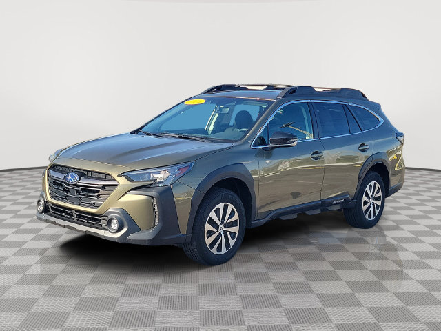 Used 2024 Subaru Outback Premium w/ Popular Package #1A AWD/4WD image 2