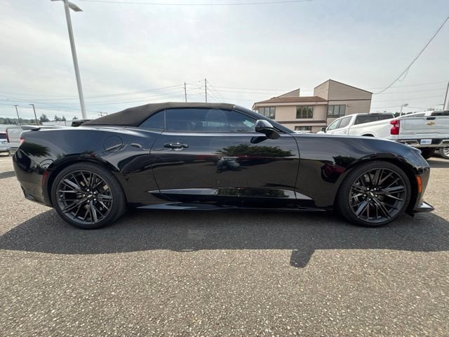 Used 2018 Chevrolet Camaro ZL1 RWD image 6