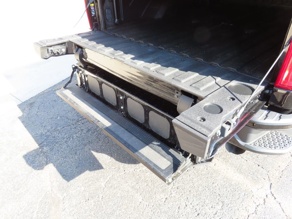 Certified 2024 Chevrolet Silverado 3500 High Country w/ High Country Premium Package AWD/4WD image 14