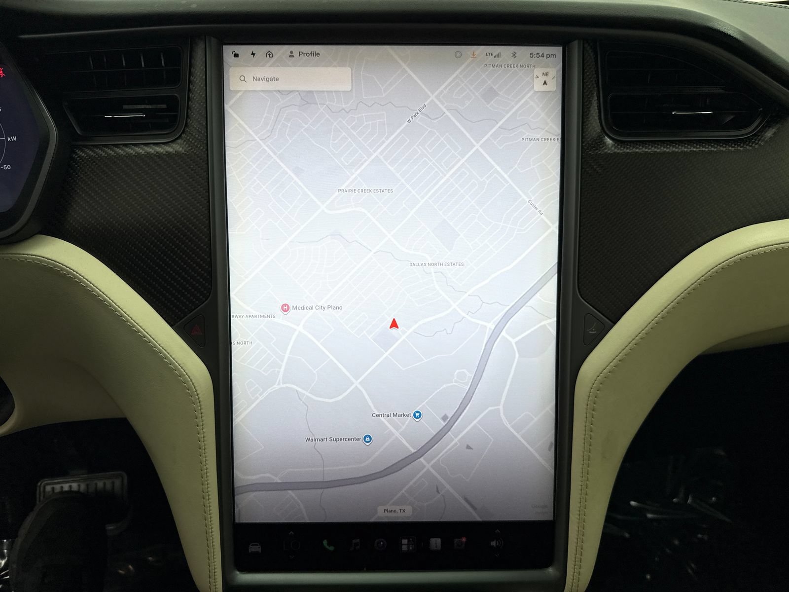 Used 2018 Tesla Model X 100D AWD/4WD image 32