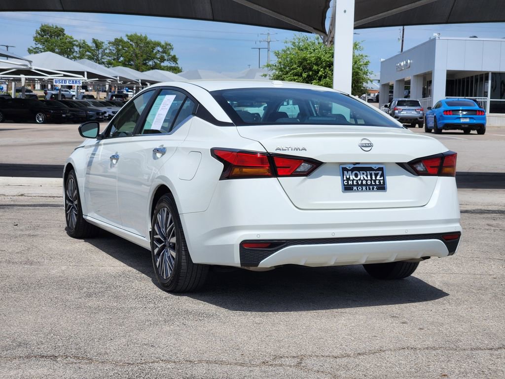 Used 2025 Nissan Altima 2.5 SV FWD image 7