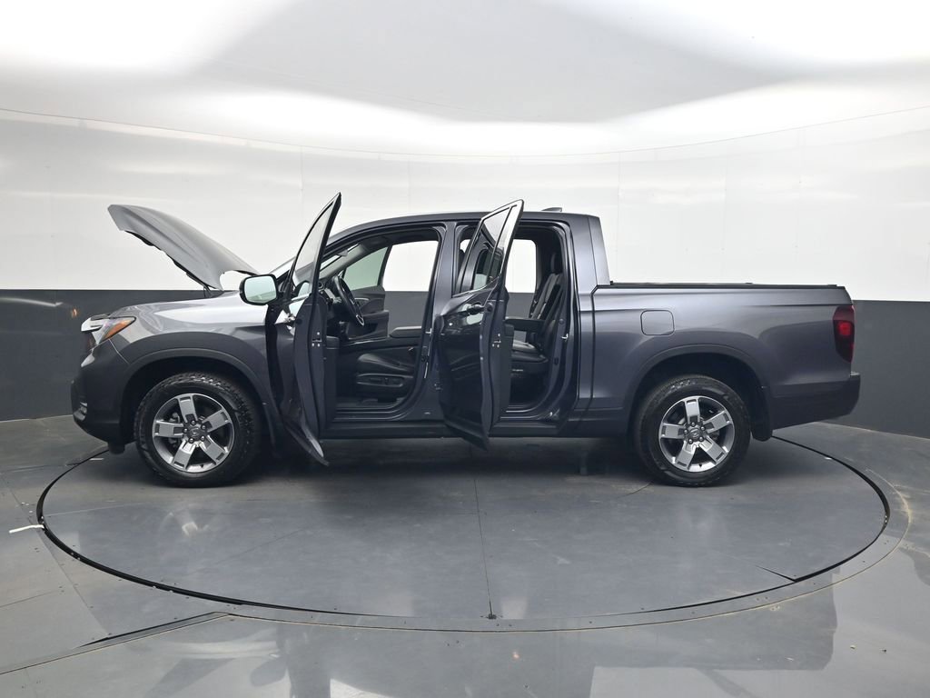 Certified 2024 Honda Ridgeline RTL image 33