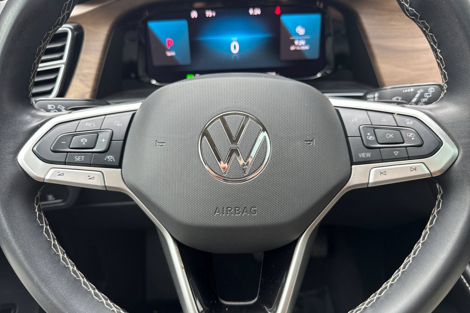 Used 2024 Volkswagen Atlas SE FWD image 25