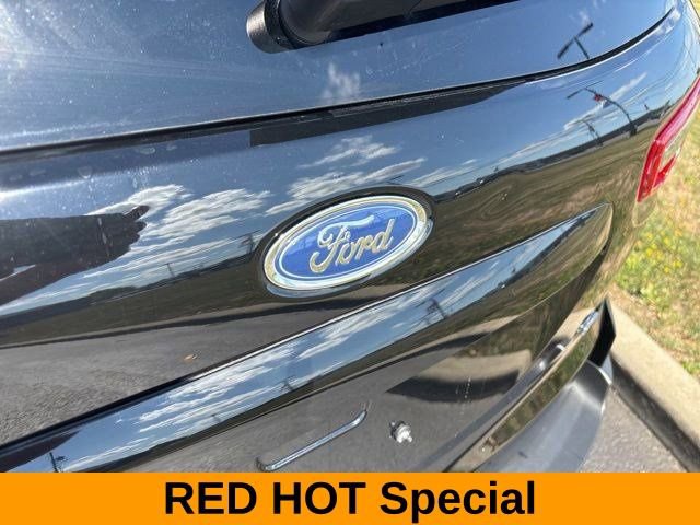 Used 2021 Ford EcoSport SE w/ SE Convenience Package image 48