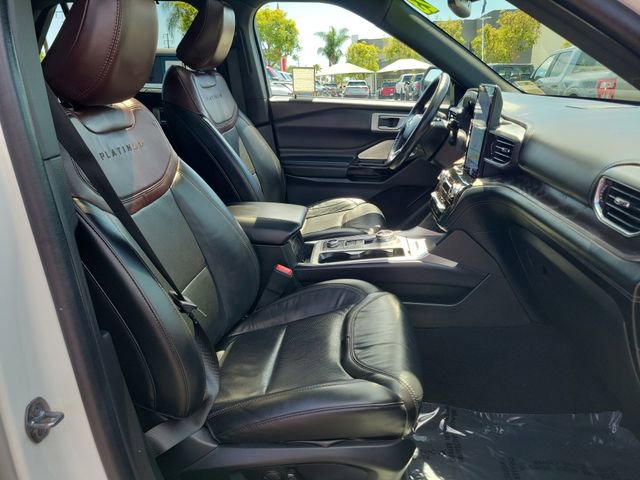 Certified 2023 Ford Explorer Platinum w/ Technology Package AWD/4WD image 19
