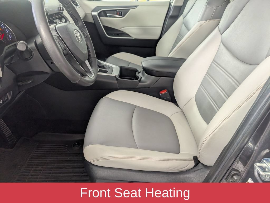 Used 2022 Toyota RAV4 XLE Premium AWD/4WD image 14