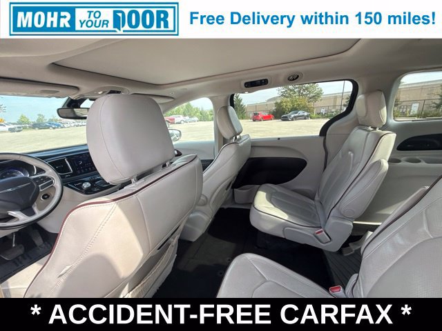 Used 2019 Chrysler Pacifica Limited FWD image 28