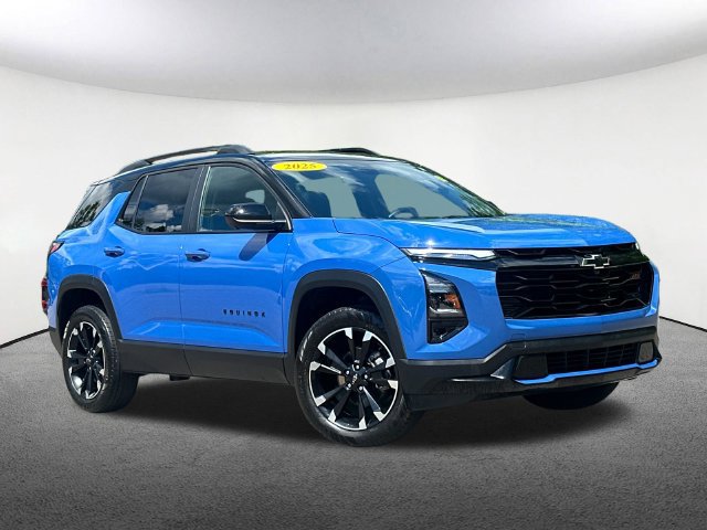 Used 2025 Chevrolet Equinox RS w/ Safety and Technology Package AWD/4WD image 2
