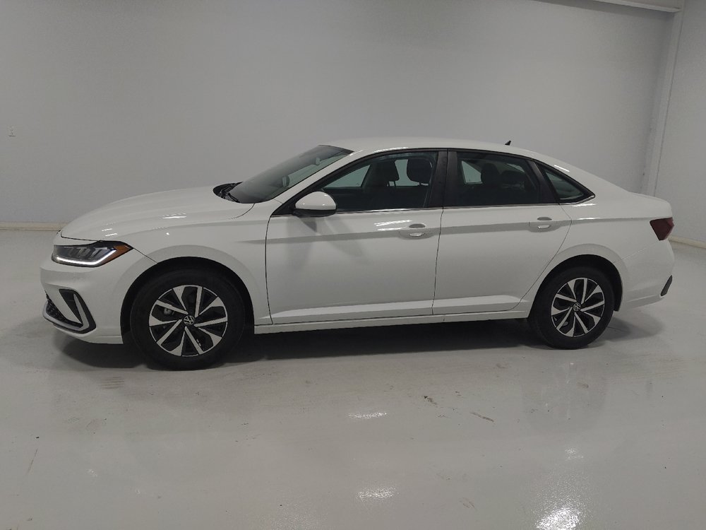 Used 2025 Volkswagen Jetta S FWD image 2