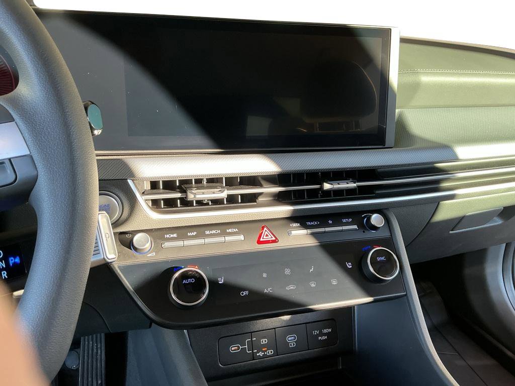 Certified 2025 Hyundai Sonata SEL image 7