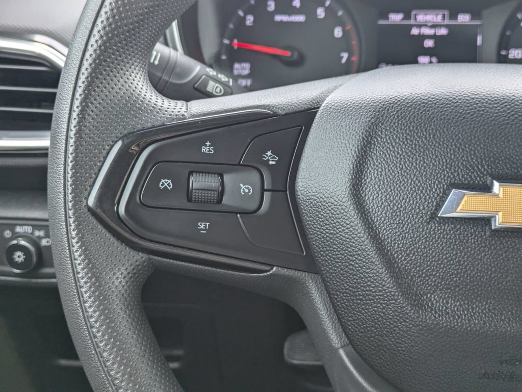 Used 2022 Chevrolet TrailBlazer LT w/ Convenience Package FWD image 22