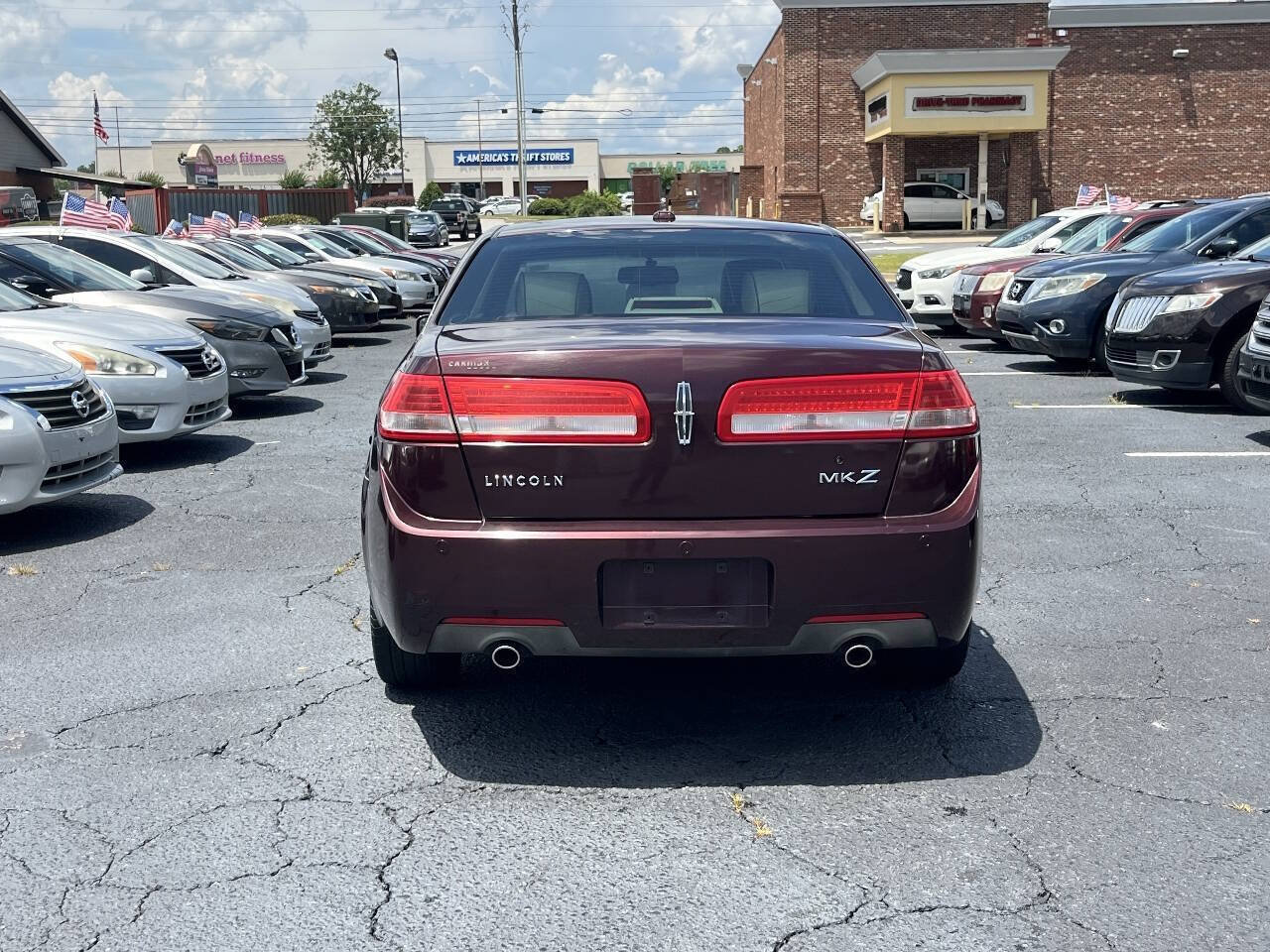 Used 2011 Lincoln MKZ FWD image 7