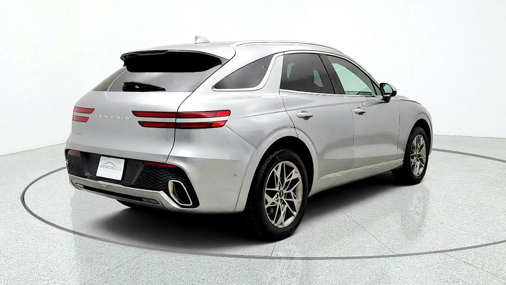 Used 2022 Genesis GV70 2.5T w/ Advanced Package AWD/4WD image 5