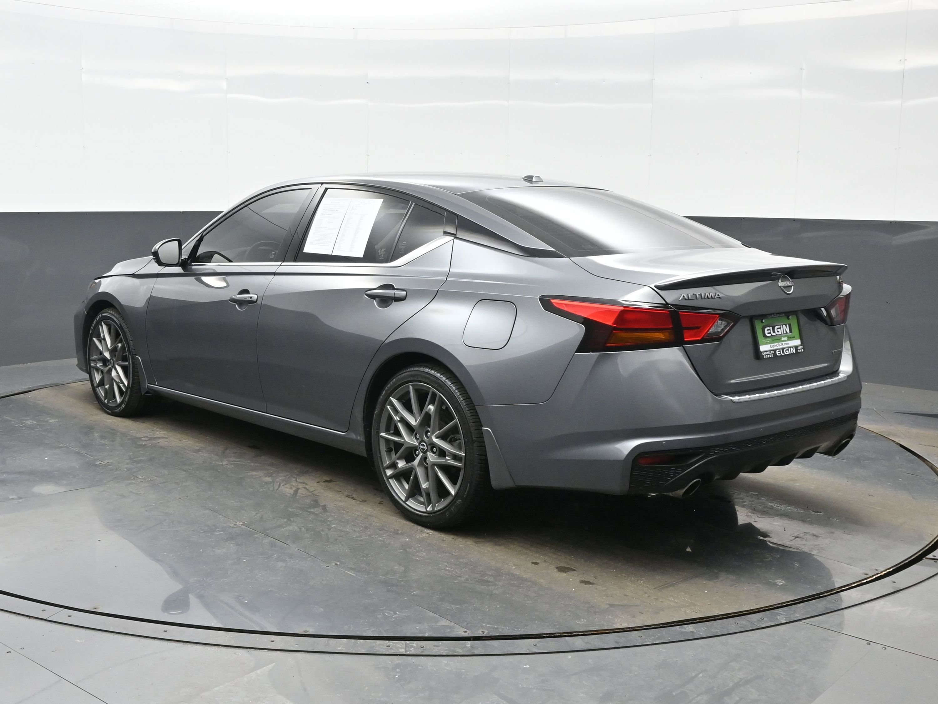 Used 2023 Nissan Altima 2.0 SR image 4