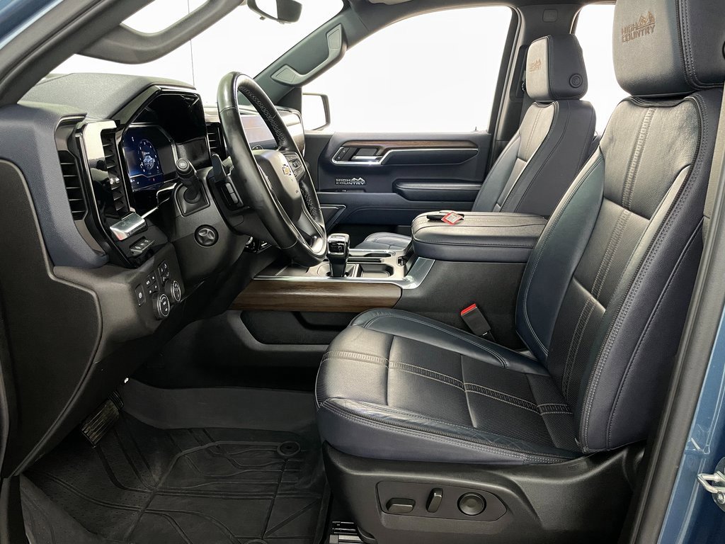 Certified 2024 Chevrolet Silverado 1500 High Country w/ High Country Premium Package image 10