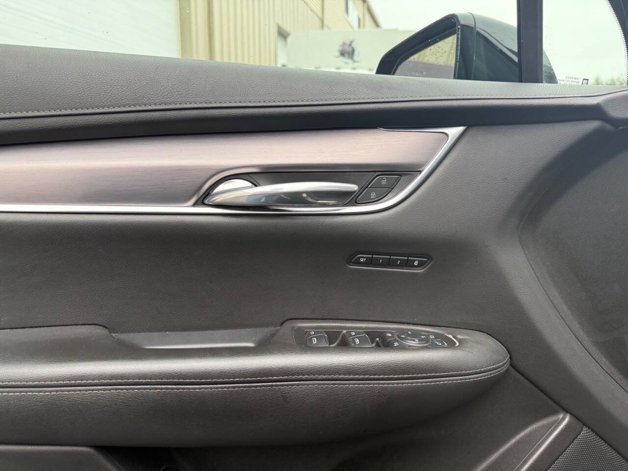 Used 2023 Cadillac XT6 Luxury image 17