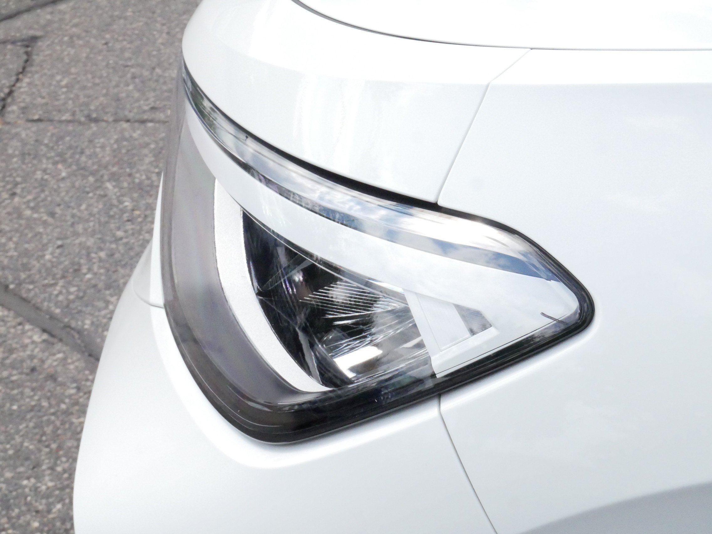 Certified 2024 Volkswagen ID.4 Pro AWD/4WD image 16