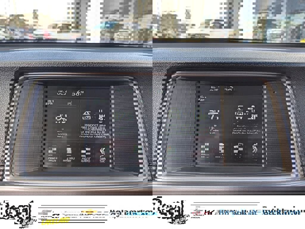 Used 2018 Kia Optima LX w/ 17" Alloy Wheels Package image 19