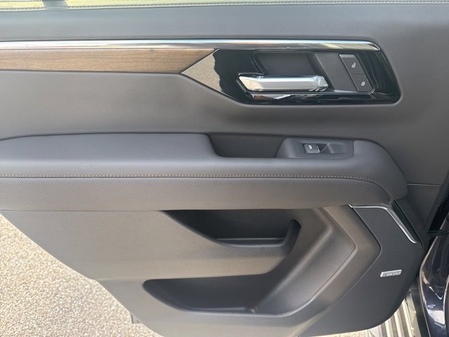 New 2026 Chevrolet Tahoe High Country w/ Sun And Tow Package image 21