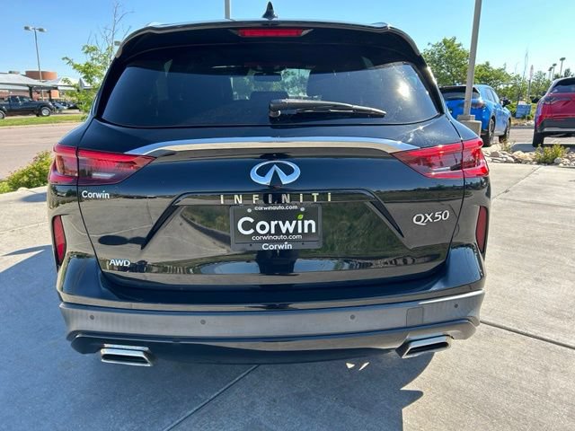 Used 2021 INFINITI QX50 Luxe w/ Appearance Package AWD/4WD image 8