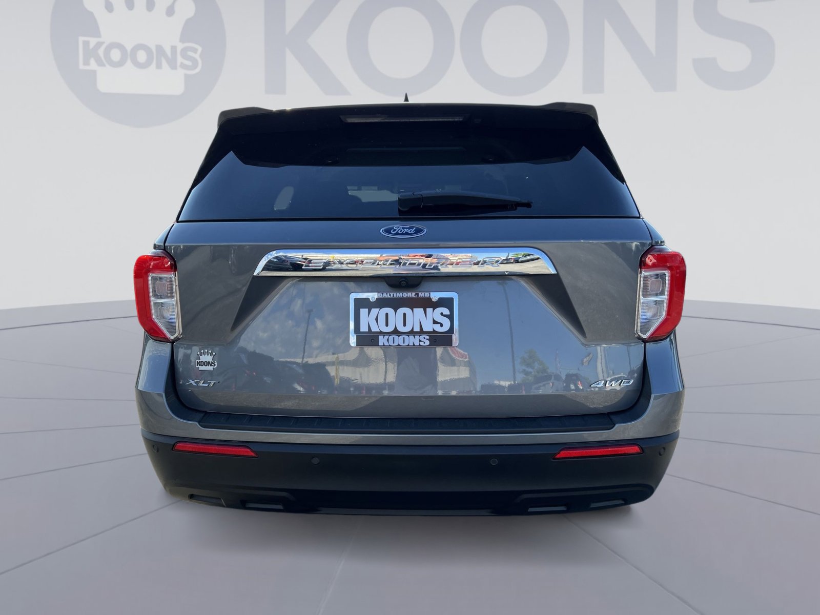 Used 2023 Ford Explorer XLT AWD/4WD image 15