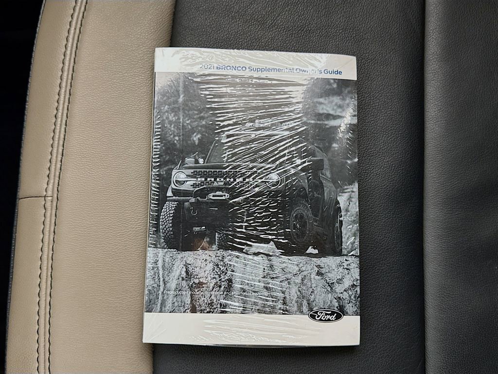 Used 2021 Ford Bronco Wildtrak image 50