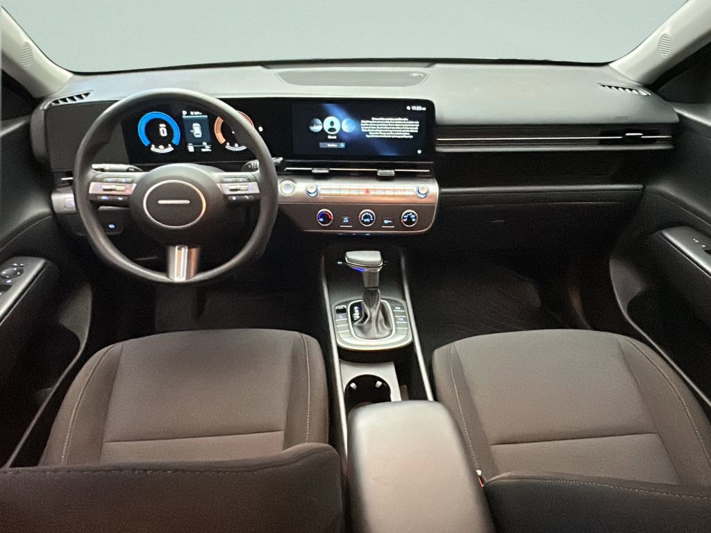 Certified 2025 Hyundai Kona SE AWD/4WD image 18