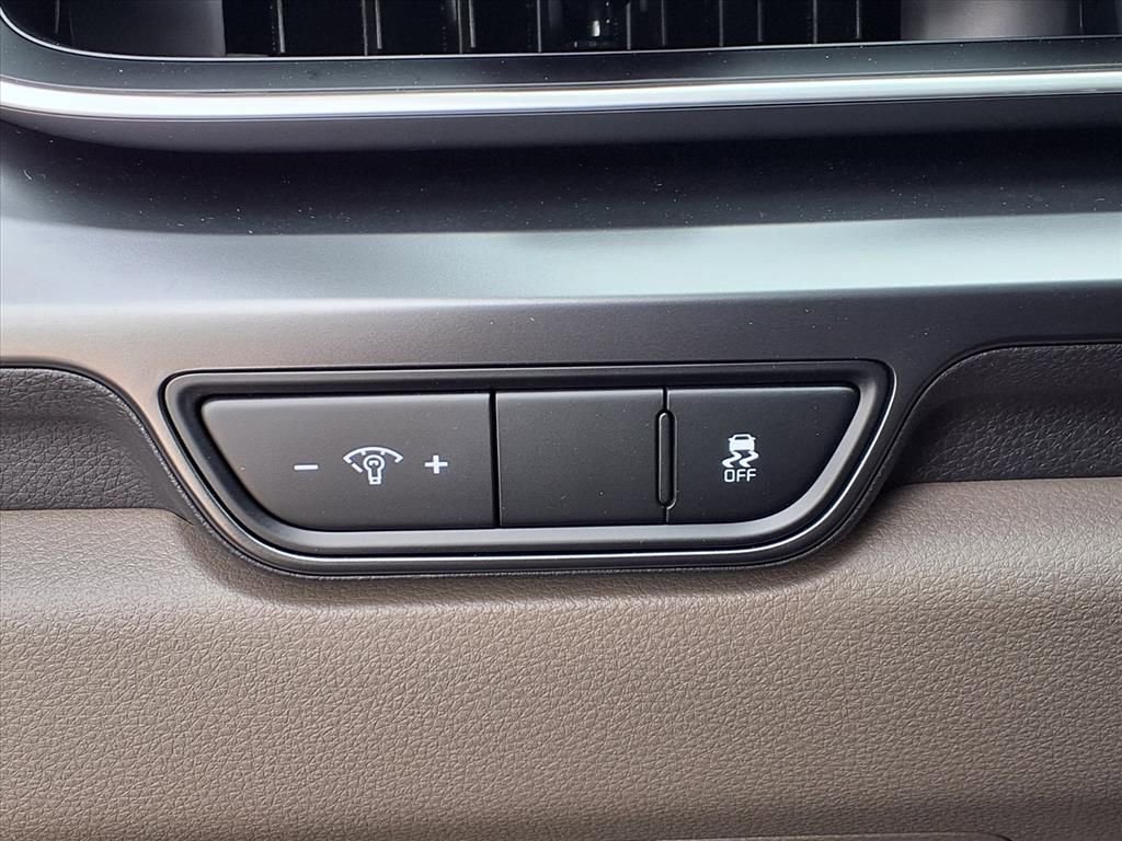 New 2026 Kia Carnival FWD image 10