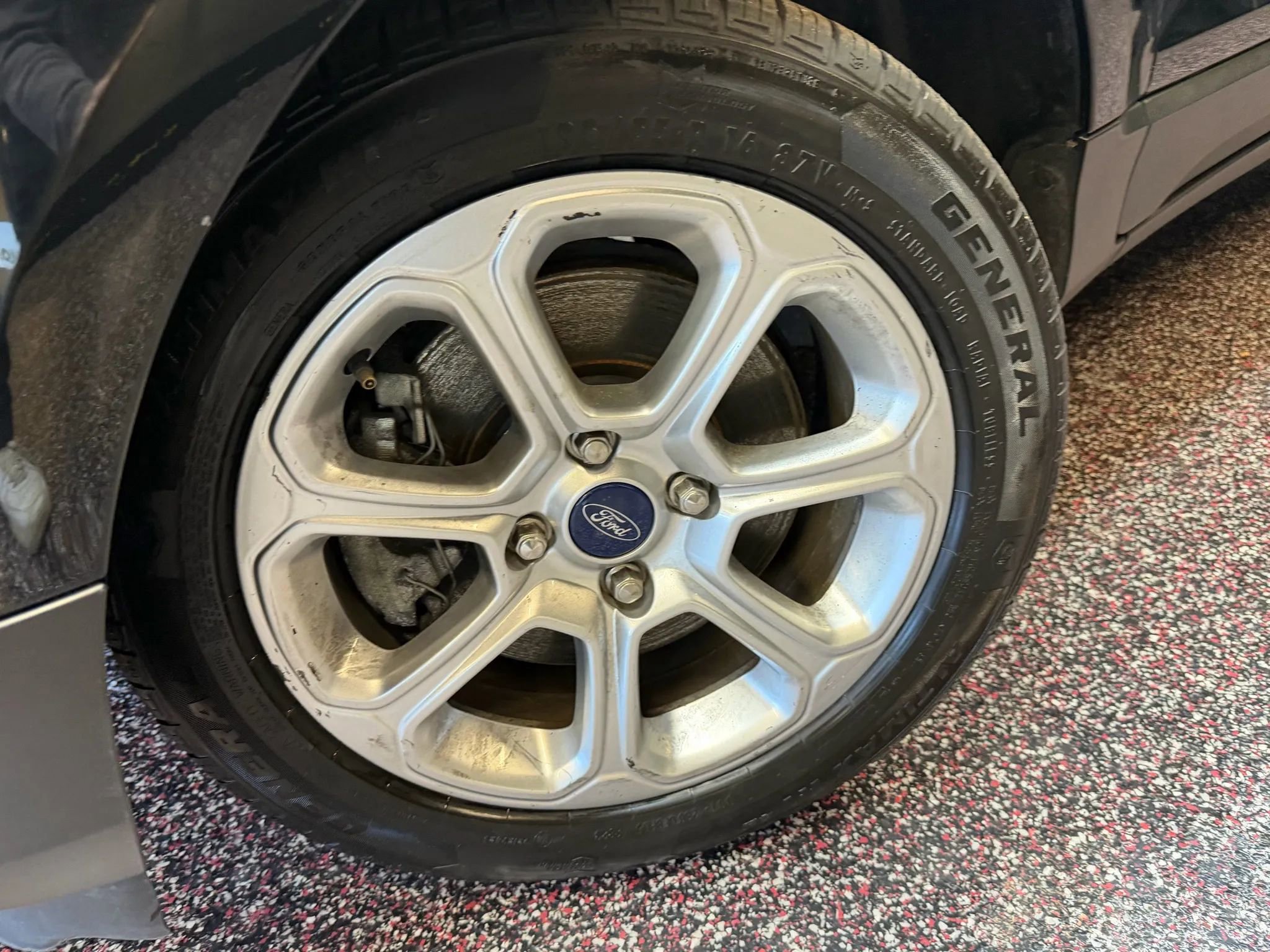 Used 2020 Ford EcoSport SE FWD image 37