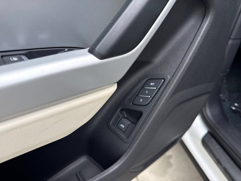 Used 2022 Audi Q3 2.0T Premium AWD/4WD image 13
