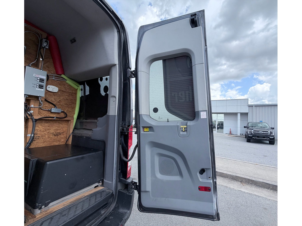 Used 2018 Ford Transit 350 XLT image 40