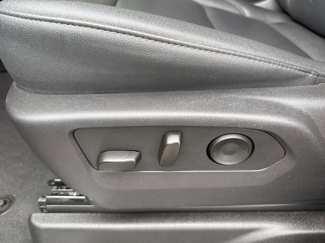 Used 2025 Chevrolet Tahoe LT AWD/4WD image 11