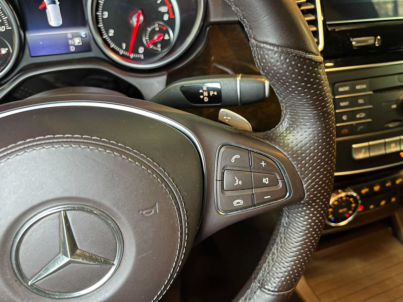 Used 2018 Mercedes-Benz GLS 450 4MATIC image 30