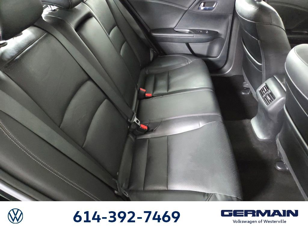 Used 2016 Honda Accord Touring image 18