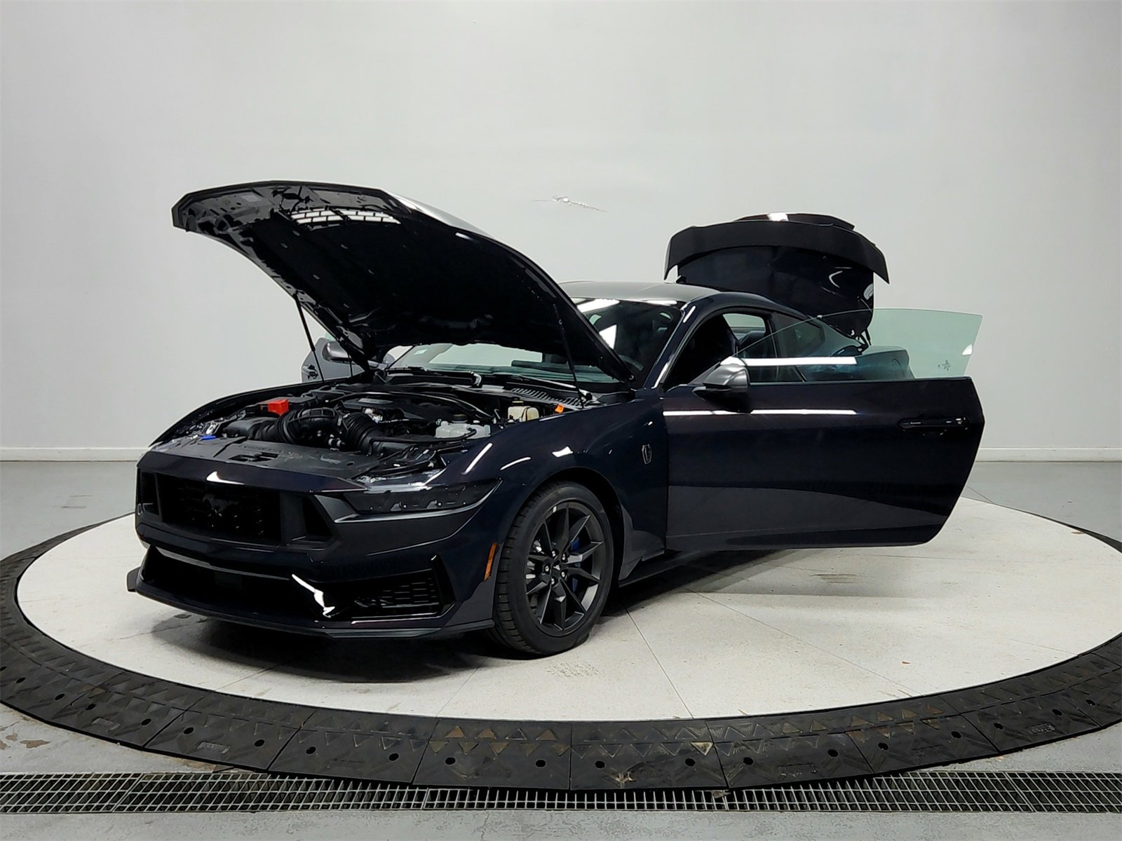 New 2025 Ford Mustang Dark Horse image 11